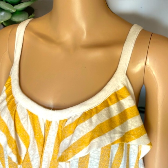 New Old Navy Yellow Stripe Sleeveless Flounce Top - Picture 3 of 16